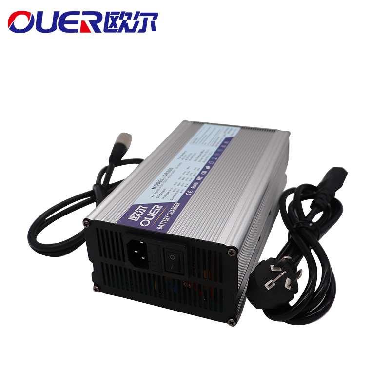 电动摩托三轮滑板观光车 12V 25A 铝壳充电器用于13.8V铅酸电池