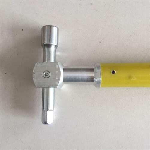 带电作业用拧紧工具可调万向套筒扳手操作杆高空螺栓拆卸扳手