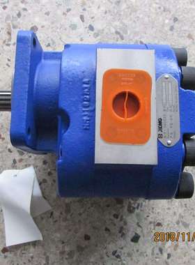 徐工XS142J压路机配件803004146 M7600-F100NK767-6G1 振动马达