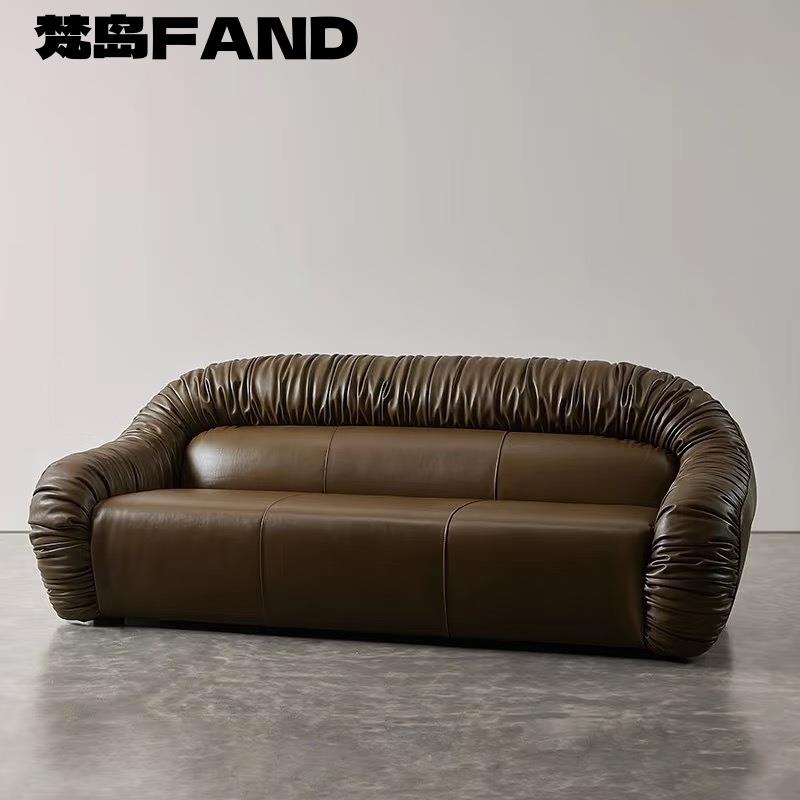 意大利设计师北欧复古风三人位皮质小户型美拉德风客厅油蜡皮沙发