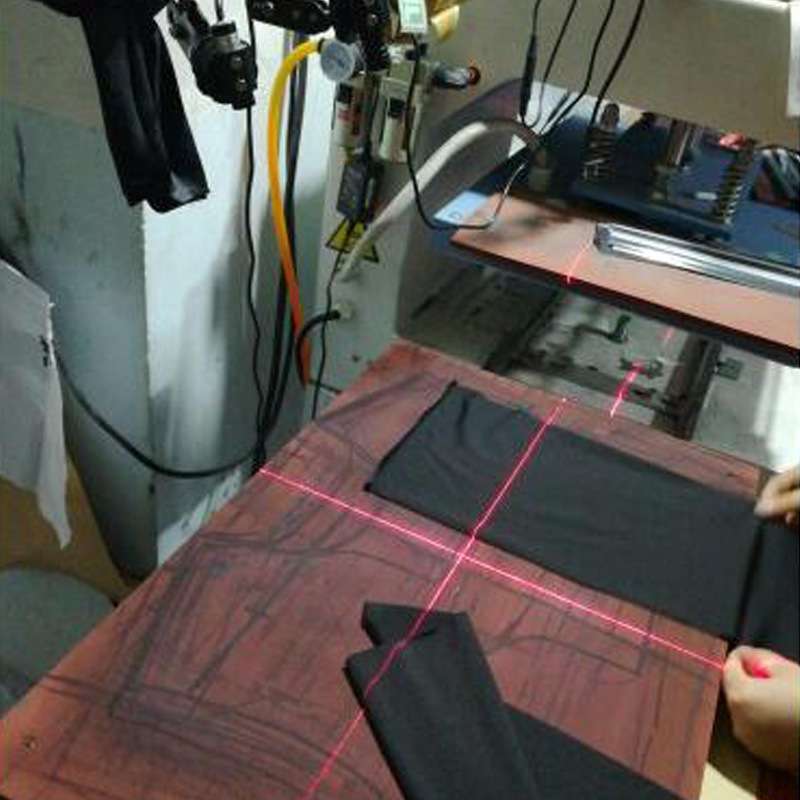 可调线宽红光十字线定位灯100mw十字标线器木工石材服装用定位灯