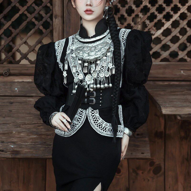 宫廷风民族服装女改良新款苗疆少女个性舞L台服装特色摄影苗族套