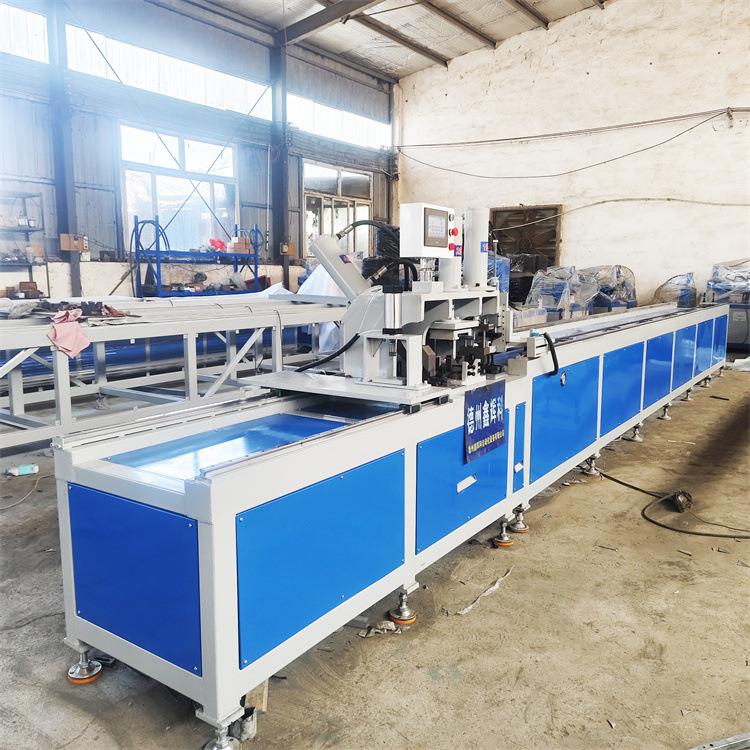 全自动数控方管切角机锌钢护栏冲孔机矩型框架五工位冲角机定制