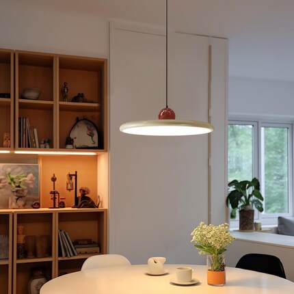 全756光护眼法餐厅吊灯奶油谱风新款飞碟灯式饭厅灯创意主智能餐