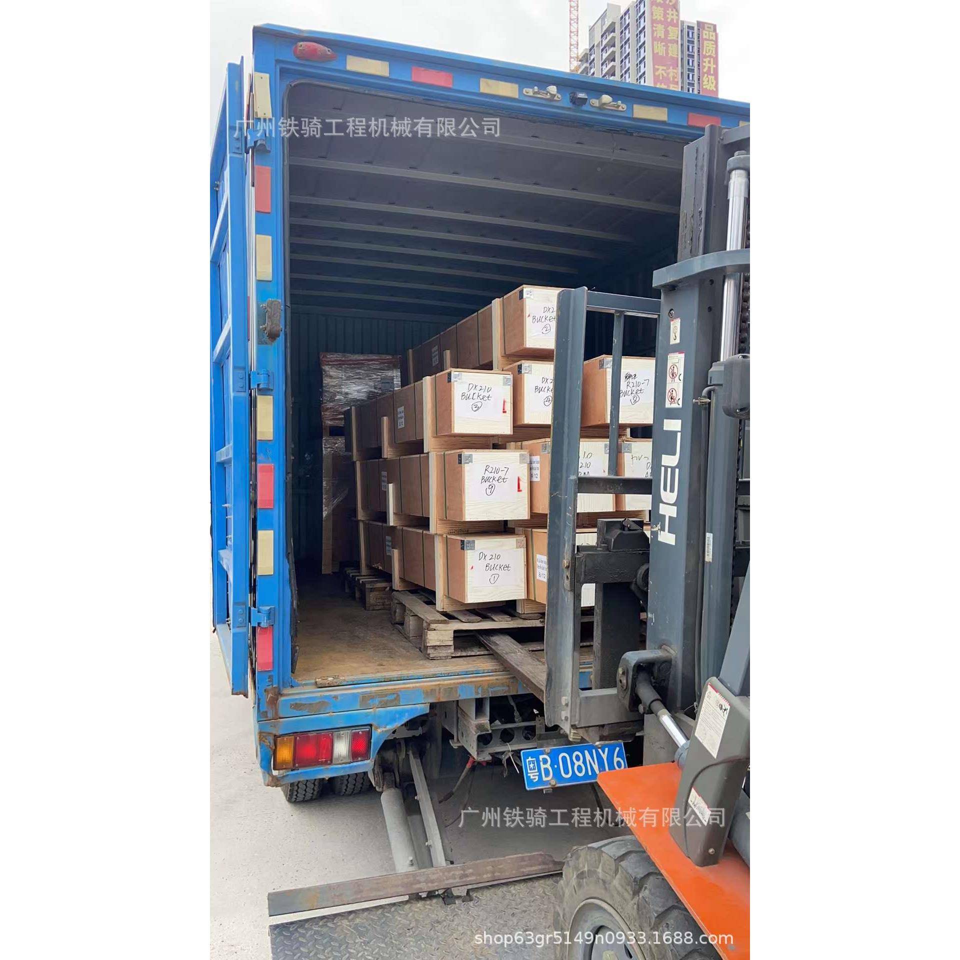 挖掘机配件臂大臂中MYH铲臂斗小臂动臂铲斗杆推土油缸总成厂家直