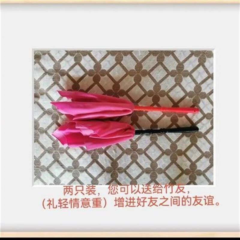 拂掸子打子抽子。用来清洁抽打运动之后身上裤脚上鞋上的尘土。