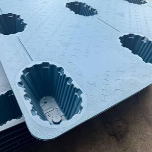 吹塑九托盘叉车托盘脚防潮垫板MNY地台网格塑牛料托盘地料卡板塑