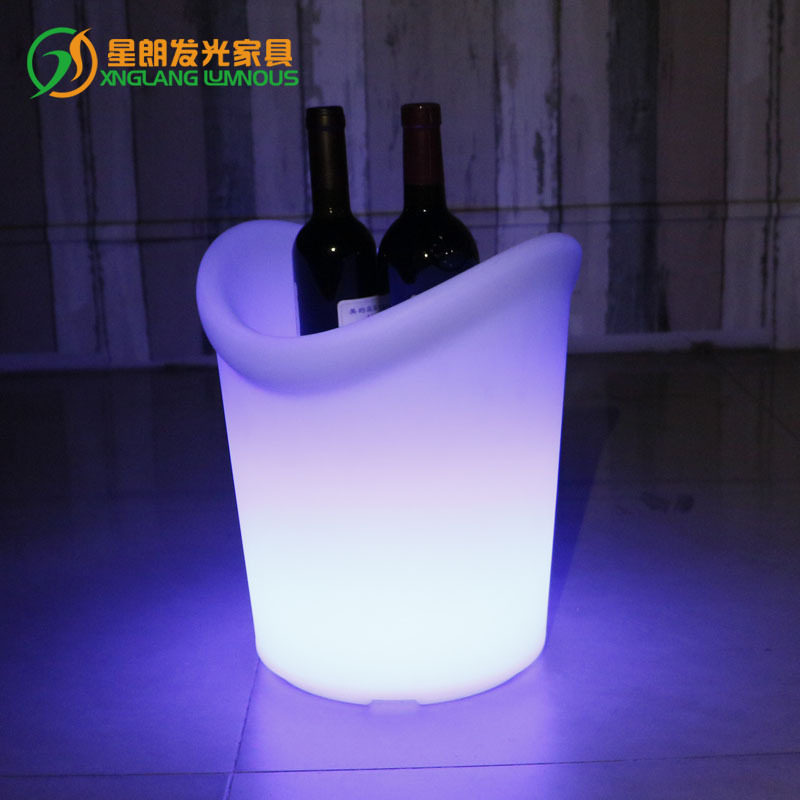 唇形啤酒桶冰桶酒吧酒座派对展示酒架滚塑加工塑料桶冰镇创意设计