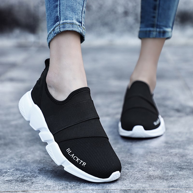 2025年新款一脚蹬女鞋春秋无鞋带懒人女士软底爆款运动大码41到43