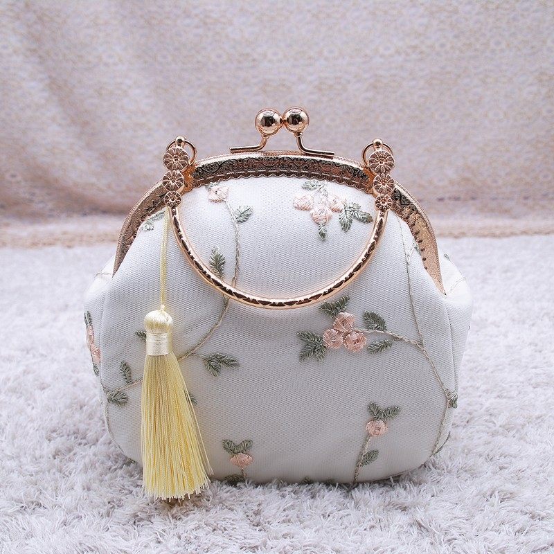 依瑾手作百搭复古蕾丝超纤旗袍汉服裙子手提斜挎单肩手工口金女包,箱包皮具/热销女包/男包,通用款女包,淘宝优惠券,粉丝福利购,淘宝优惠卷