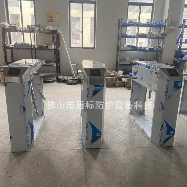 人行导向通道门 手动不锈钢三辊闸机 超市入口只进不出单向转闸,电子元器件市场,其它元器件,淘宝优惠券,粉丝福利购,淘宝优惠卷