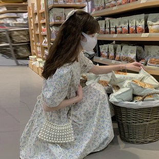 茶歇裙复古a字长裙收腰显瘦碎花连衣裙女 泡泡袖 2022春夏新款 法式