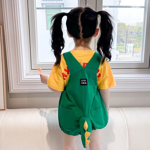 男宝宝背带裤夏装一岁婴儿纯棉2女童夏日套装3多巴胺穿搭恐龙衣服