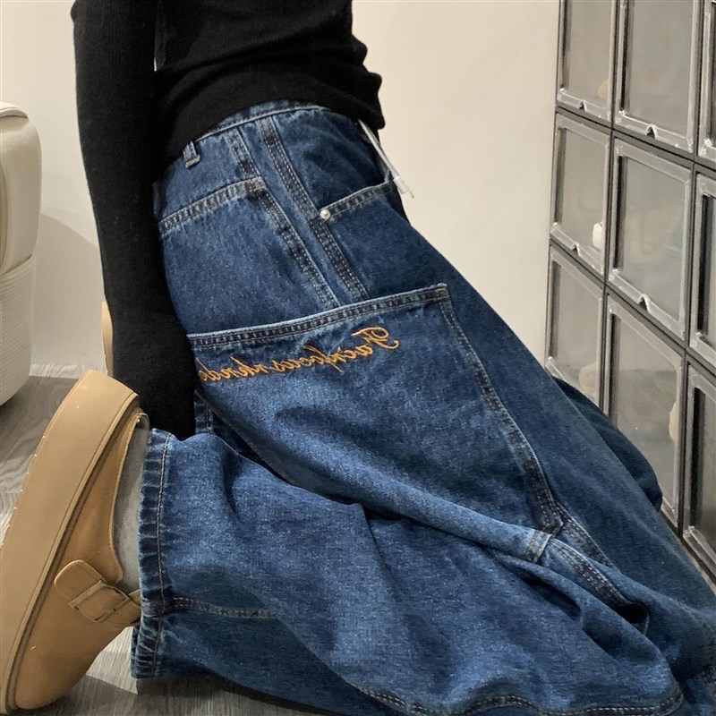 大码胖mm美式高街字母刺绣工装弯刀牛仔裤女秋冬宽松高腰阔腿裤子