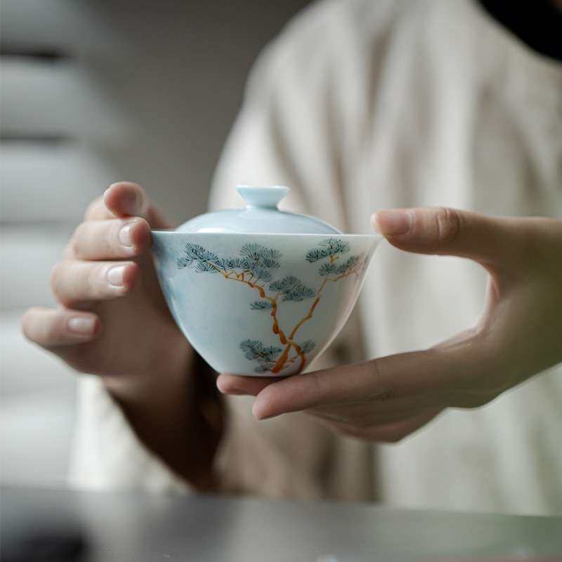 明知山志 云水蓝釉下彩手绘盖碗 青松落色家用文人器茶碗 泡茶碗