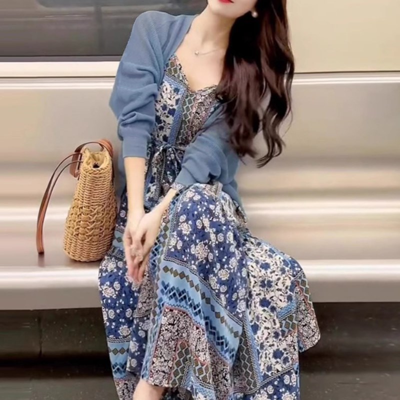 高级感超好看法式绝美蓝色开衫碎花吊带显瘦连衣裙套装D0628