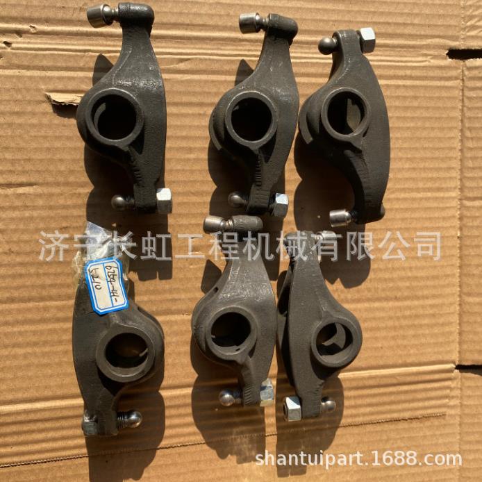 现货供应30吨位挖掘机发动机配件:6754-41-5210t进气门摇臂