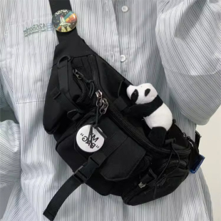 斜挎包男款青少年胸包男童背包男士小挎包男孩高级感腰包男单肩包