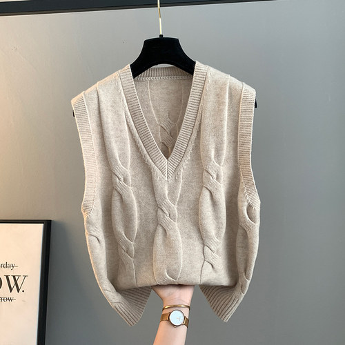 马甲背心外套春秋坎肩2024新款针织女士毛衣V领宽松麻花马夹外搭