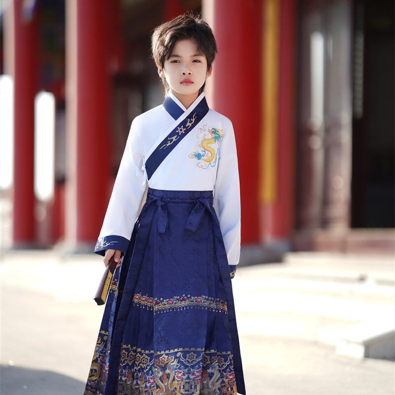 2024汉服男童春秋款儿童古装马面裙春季帅气古风侠客国学服演出服