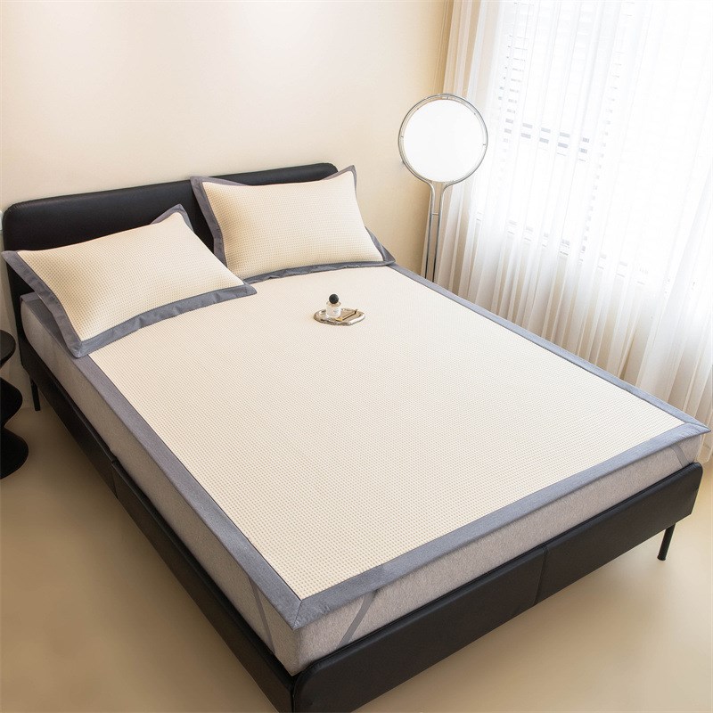 高端冰丝凉席可机洗水洗折叠床单款软席子轻奢裸睡空调冰席三件套