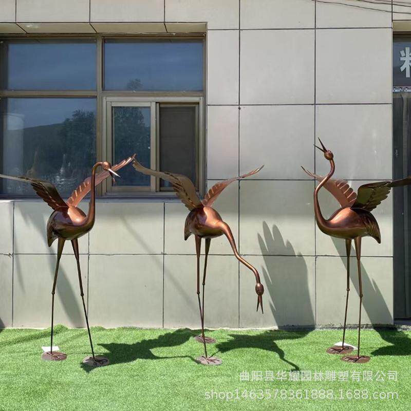 不锈钢仙鹤雕塑镜面火烈鸟小鸟飞鸟飞雁翅膀抽象天鹅公园广场摆件