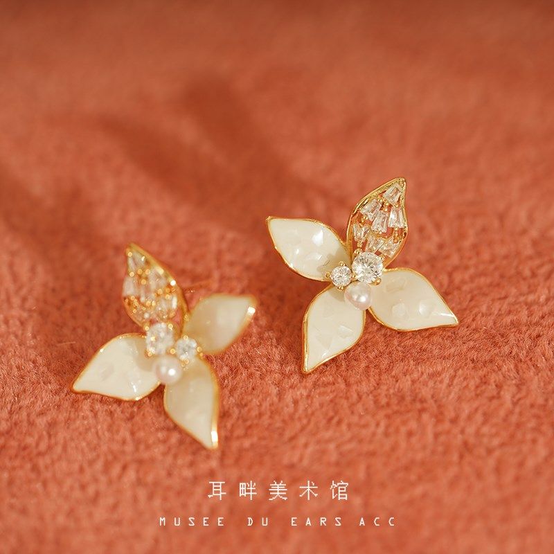 A母贝锆石花朵丢了一只耳环森系小众设计感耳钉轻奢高级感独特,饰品/流行首饰/时尚饰品新,耳环,淘宝优惠券,粉丝福利购,淘宝优惠卷