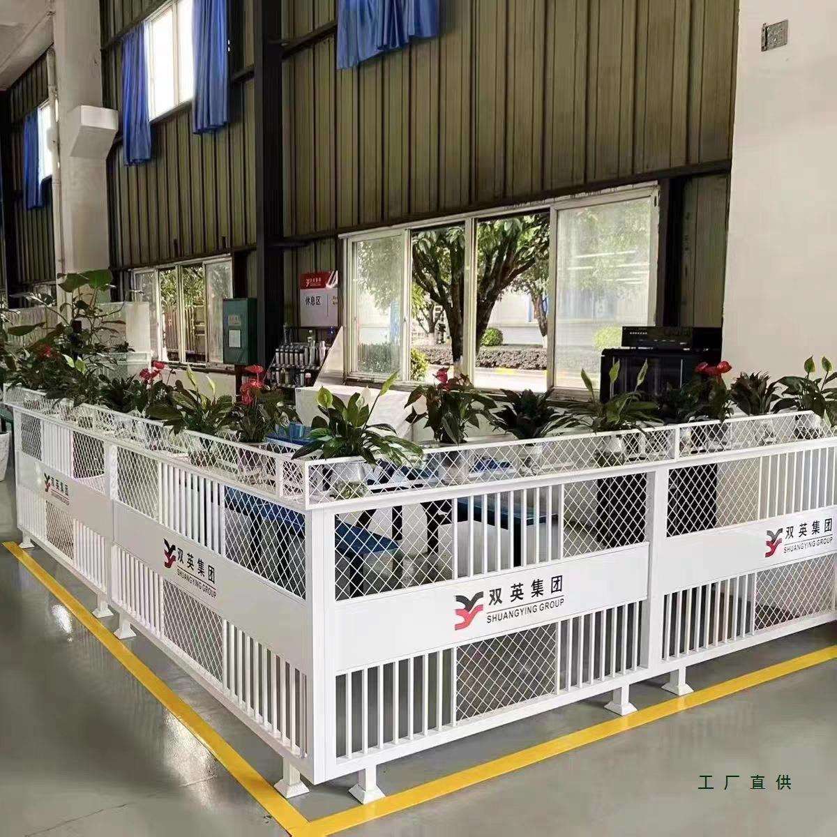 北欧餐厅花架办公室餐饮店火锅隔断过道围栏铁艺车间酒店屏风栅栏