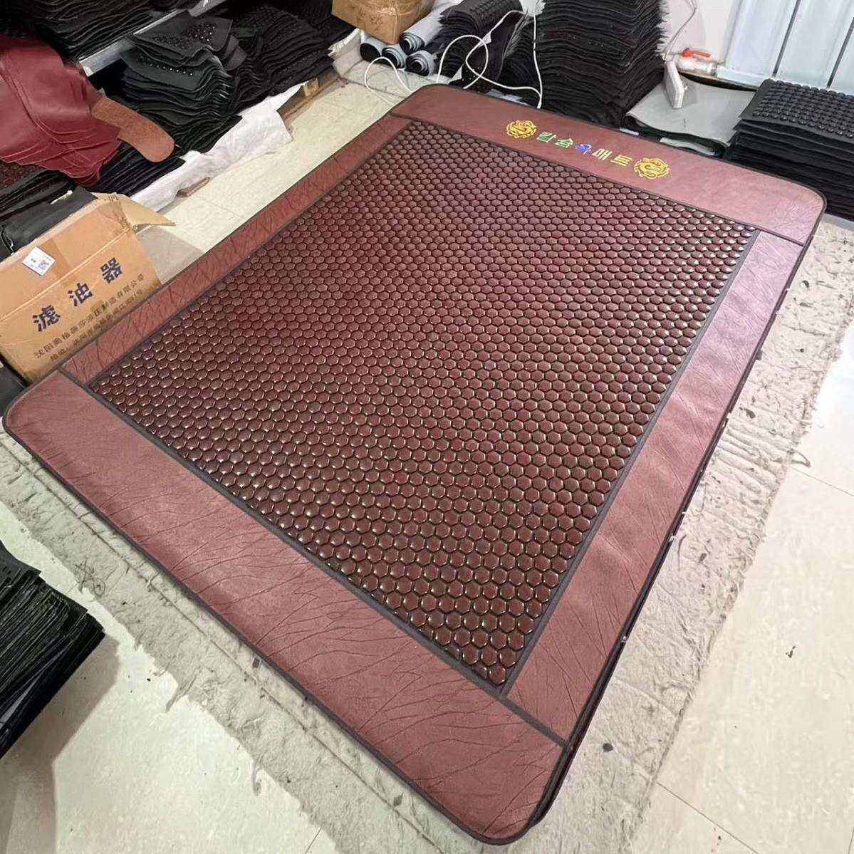 托玛琳六角赭石加厚床垫数显可控温电加热家用床垫厂家
