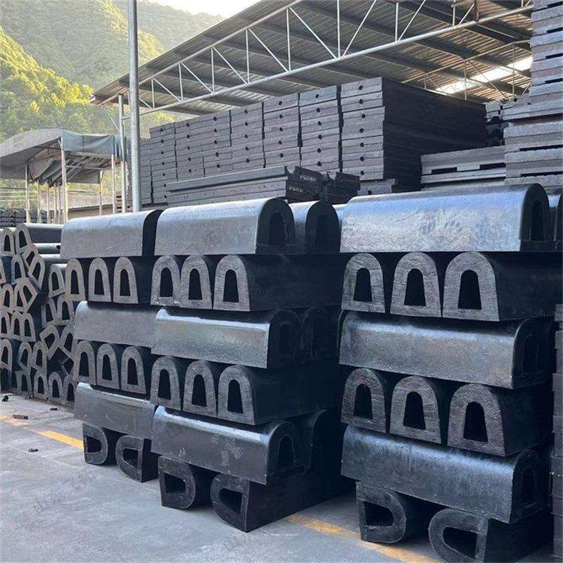 飞拓码头桥墩护弦 D200×200×3000 V型船用防撞橡胶护舷