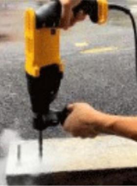 电锤（交流）快速夹头 正反转开关 锁定按钮 LT133K（800W） T5