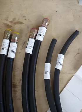 山推SD16液压箱至提升油缸软管07119-40611用于推土机配件