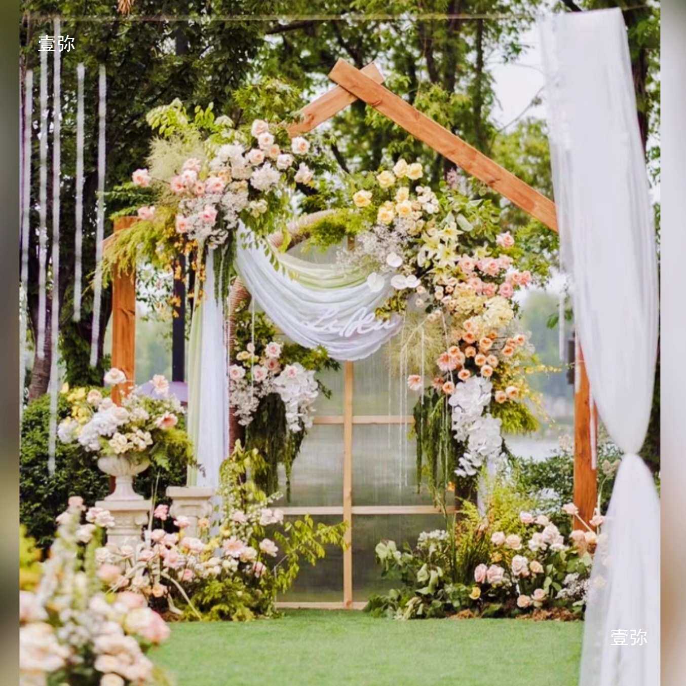 木方拱门森系婚庆道具户外草坪婚礼布置田园复古原木拱门架