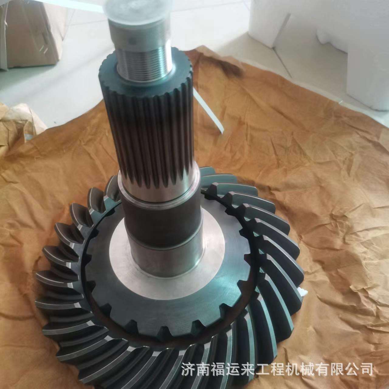 WG9231320913斯太尔后桥盆角齿17/28 46齿 豪沃配件厂家 外贸