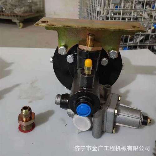 装载机铲车空气加力泵FL935刹车气刹加力器 刹车助力器