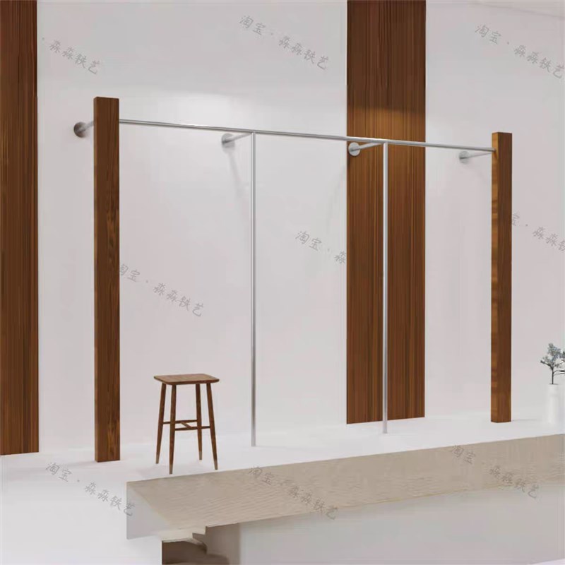 服装店不锈钢服装陈列架胡桃木纹色展示架壁挂式挂衣架上墙式衣架