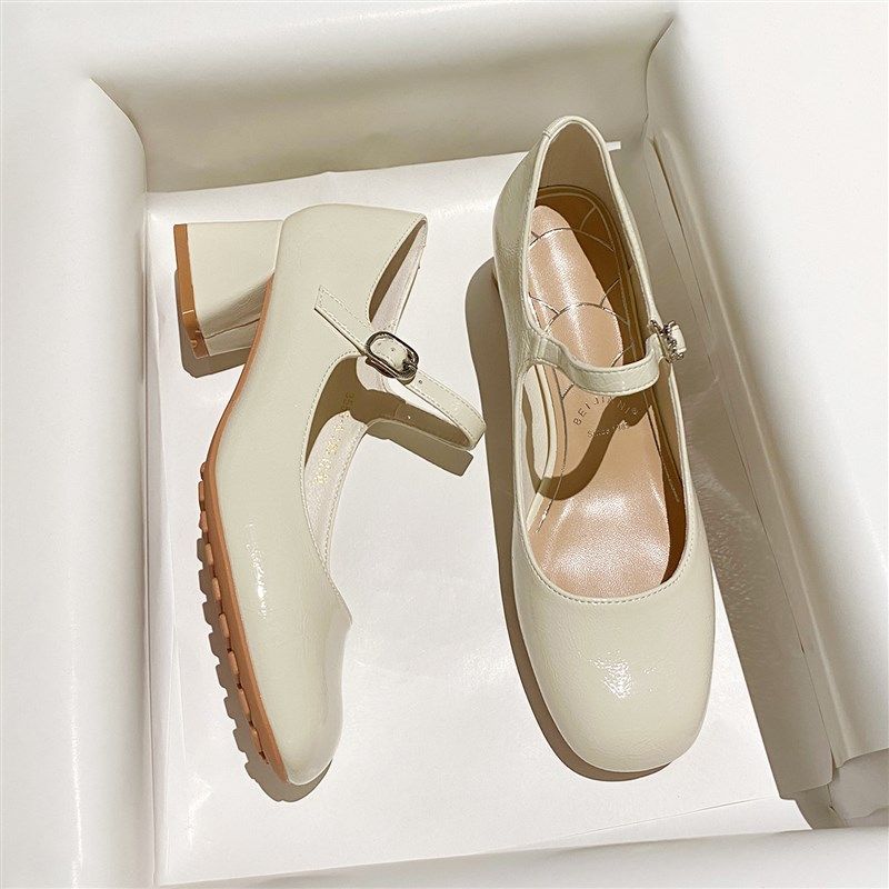 法式气质白色方头一字扣带高跟鞋女款2025年春秋新款粗跟软皮单鞋,女鞋,玛丽珍鞋,淘宝优惠券,粉丝福利购,淘宝优惠卷