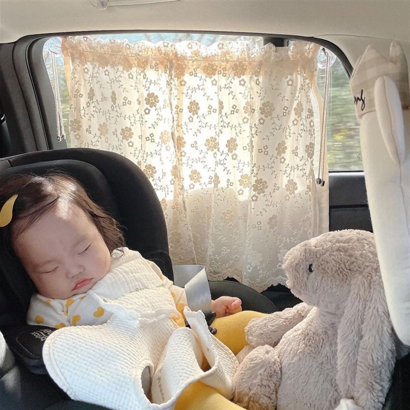 宝宝汽车双层蕾丝遮阳帘婴儿z防晒隔热帘吸盘式伸缩车载窗帘夏季