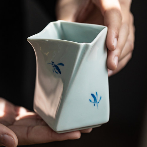 釉下彩手绘玄素公道杯陶瓷功夫茶具家用匀杯分茶杯茶海Z配件分茶