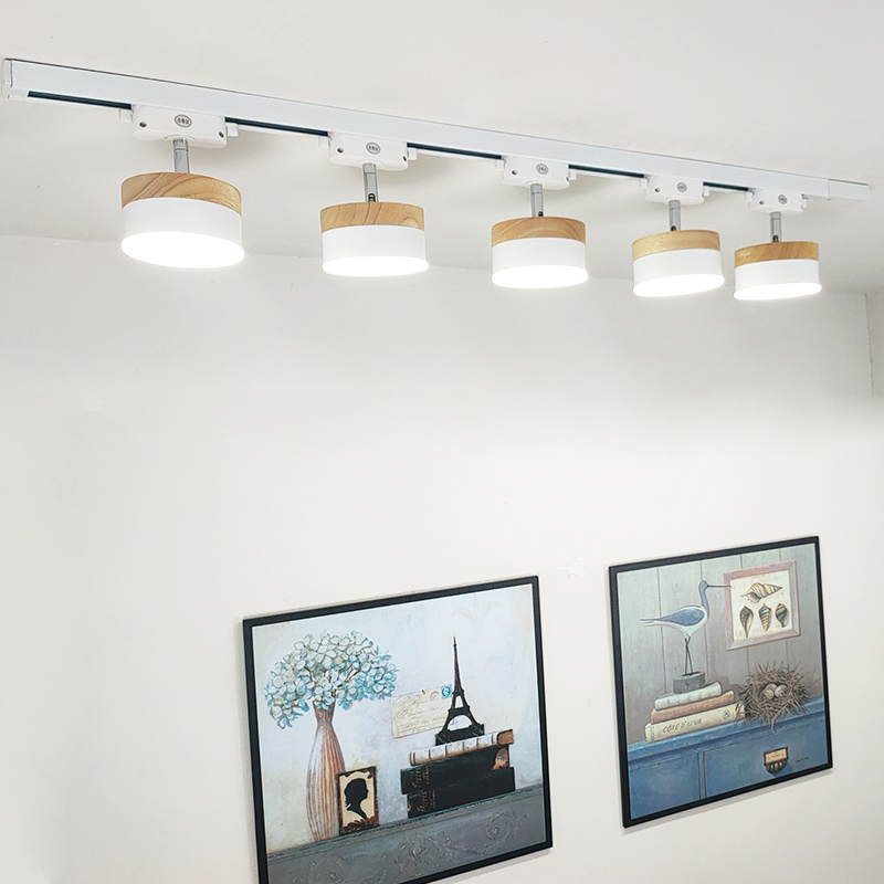 创意家用节能轨道灯客厅餐厅木散光三色超亮 LED北欧明装导轨射灯