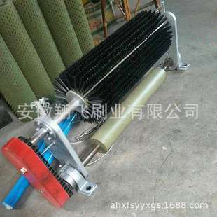 电动滚刷清扫器煤铁矿传送带滚刷无动力清扫器输送带清扫毛刷辊