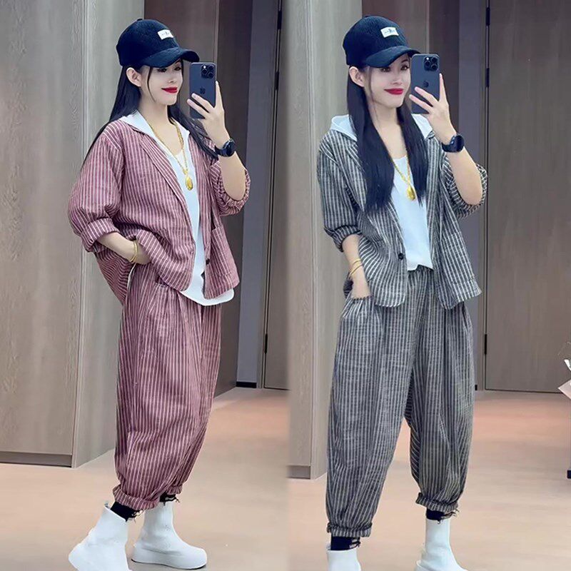 时尚洋气休闲竖条纹两件套女秋季新款宽松显瘦外套百搭哈伦裤套装