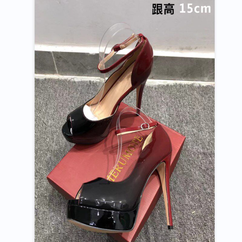 新款女细跟鱼嘴一字扣带中空单鞋漆皮防水台侧空凉鞋夜店超高跟鞋