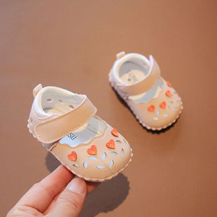 夏季一岁女宝宝学步鞋软底0-6-12月婴儿凉鞋婴幼儿公主鞋子一阶段