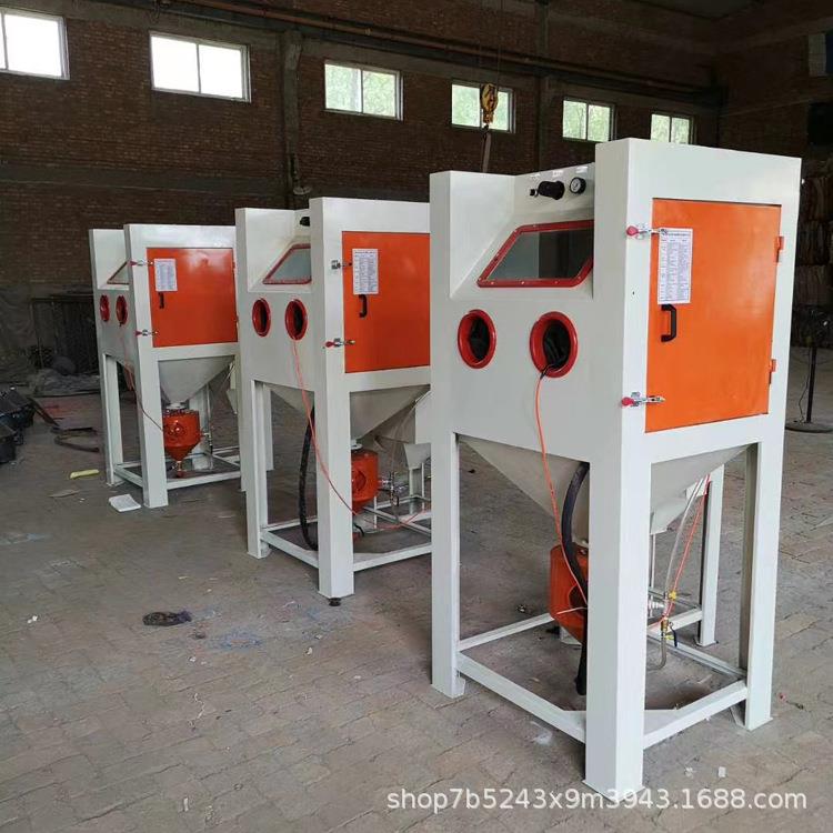 泰诚供应 手动喷砂机 小型箱式喷砂设备 工件除锈用 环保喷砂房