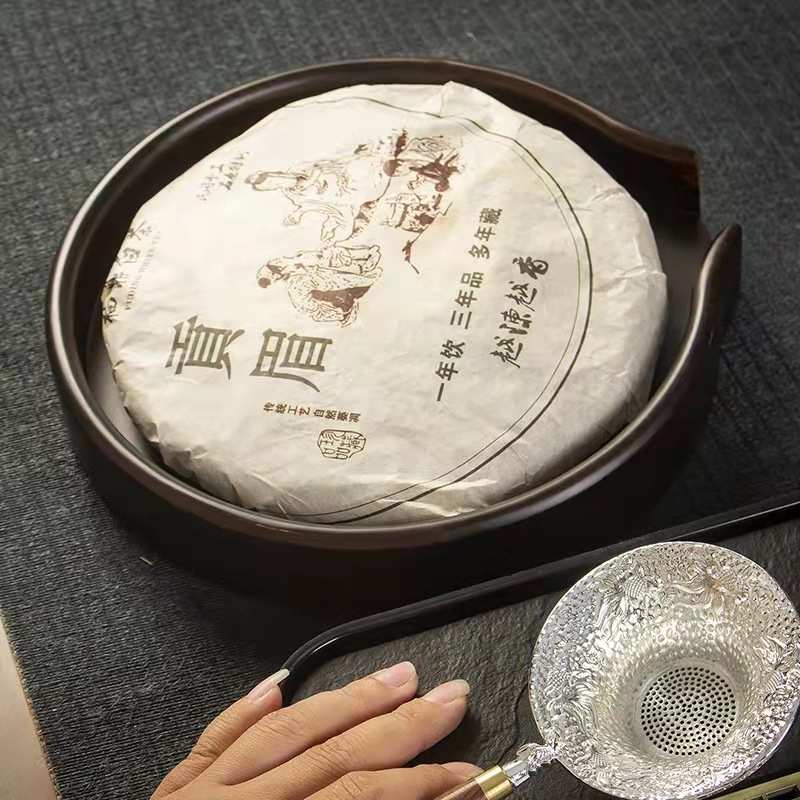 大岸堂 新款实木黑檀花梨普洱茶饼收纳盒子评茶盒鸡翅木分茶盘