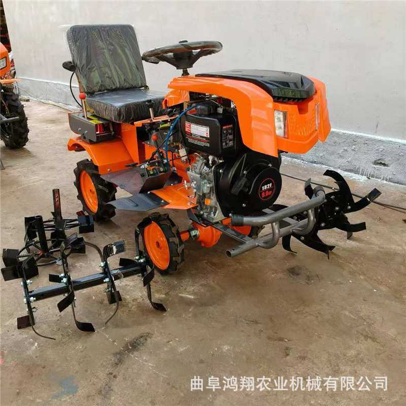 农用耕地机旋耕机四驱乘坐式小型微耕机荒地翻整松土除草开沟机