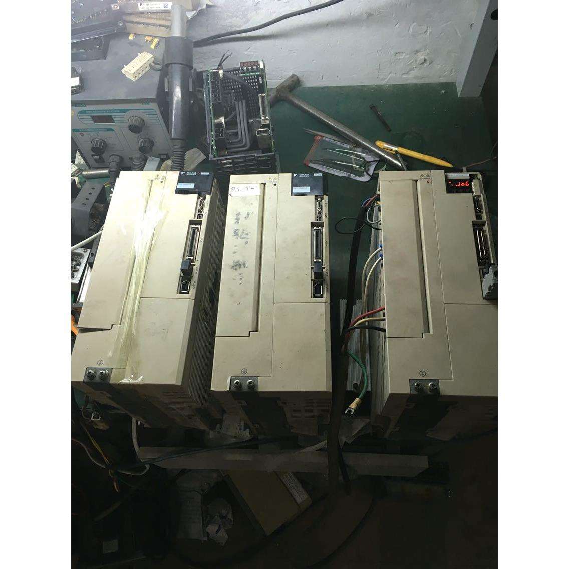 安川伺服驱动器维修SGD7S-5R5A00A00 SGDV-7R6A01A 120A 180A 200