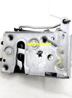 现货直发卫士汽车前门锁块MWC1477 FQJ103170 FQJ500250