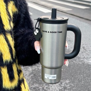 简约保温杯2024新款女高颜值316不锈钢双饮水杯便携冰霸杯带把手